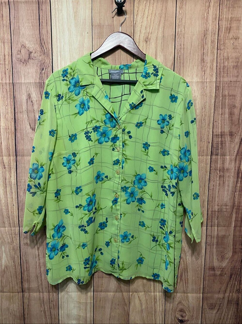 Pierre Cardin 16W green floral Button-Front Collared 3/4 Sleeve Blouse top shirt